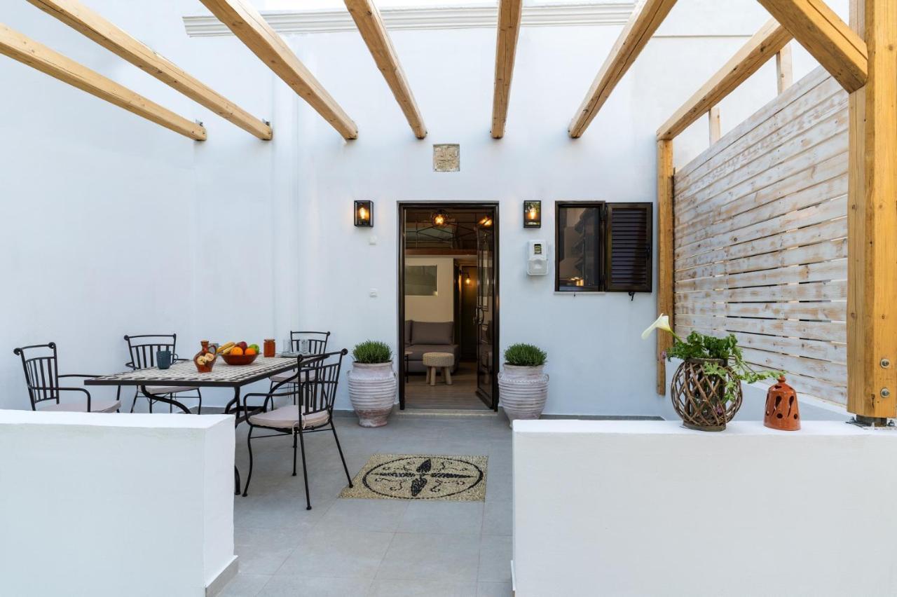Casa Kariki - Traditional House In Psinthos Exterior photo